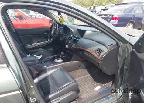 2008 Honda Accord 2.4 Ex-L from USA, damaged, VIN 1HGCP26878A022313